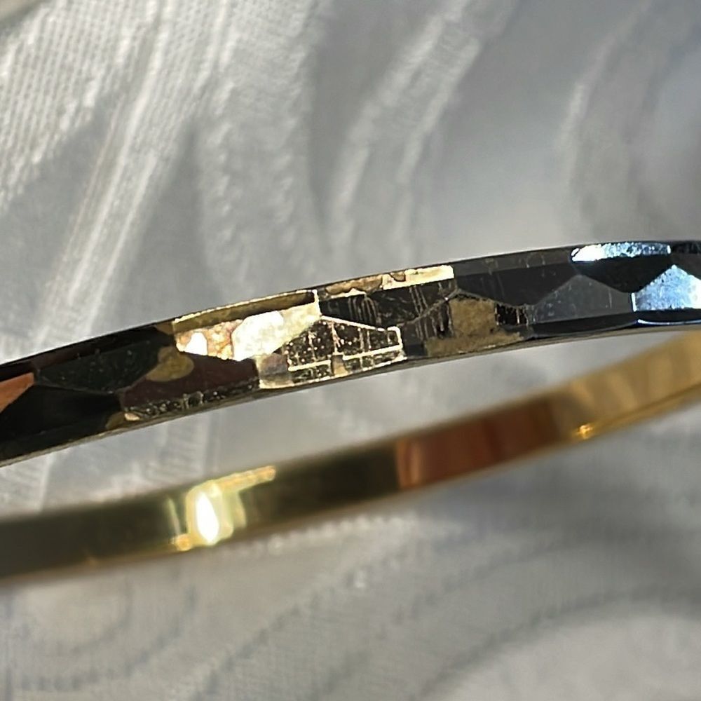 Two gold tone bracelets: one is vintage hinged & other is Monet faceted bangle - Picture 13 of 13